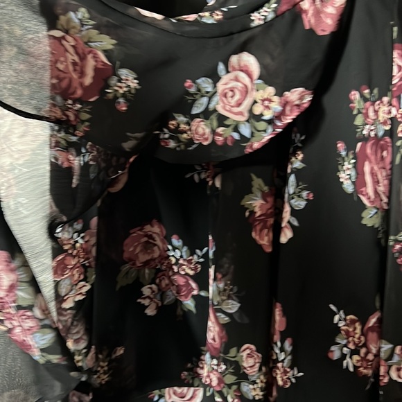 3/$15 Miami Floral Strapless V-Neck Faux Wrap Style Dress- Junior Large - Picture 5 of 9